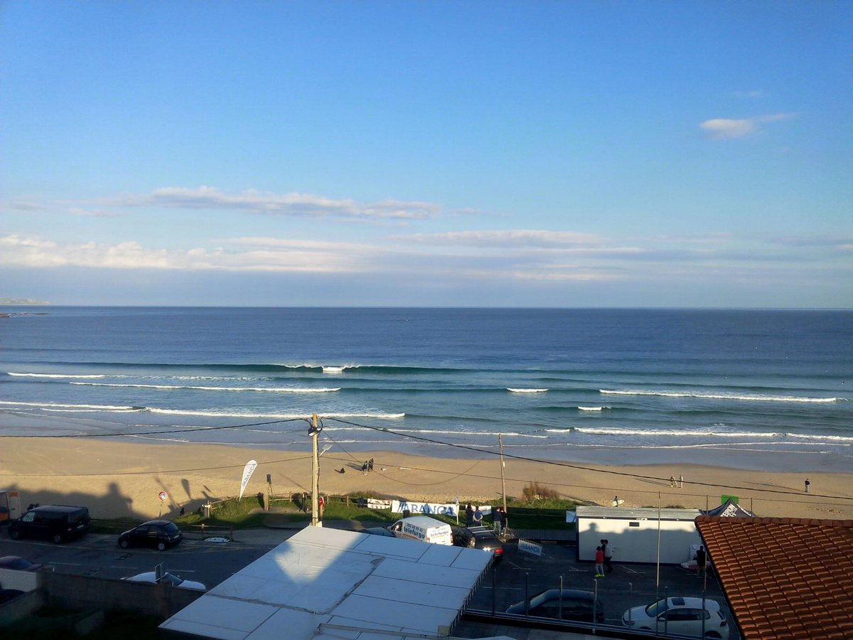 WebCamaramar's tweet photo. Comienzan los #chicos!! #camaramar #fgsurf #surfgz #webcams #carballo #razo
https://t.co/BJewEep0Pp https://t.co/JW1kLxUDHf