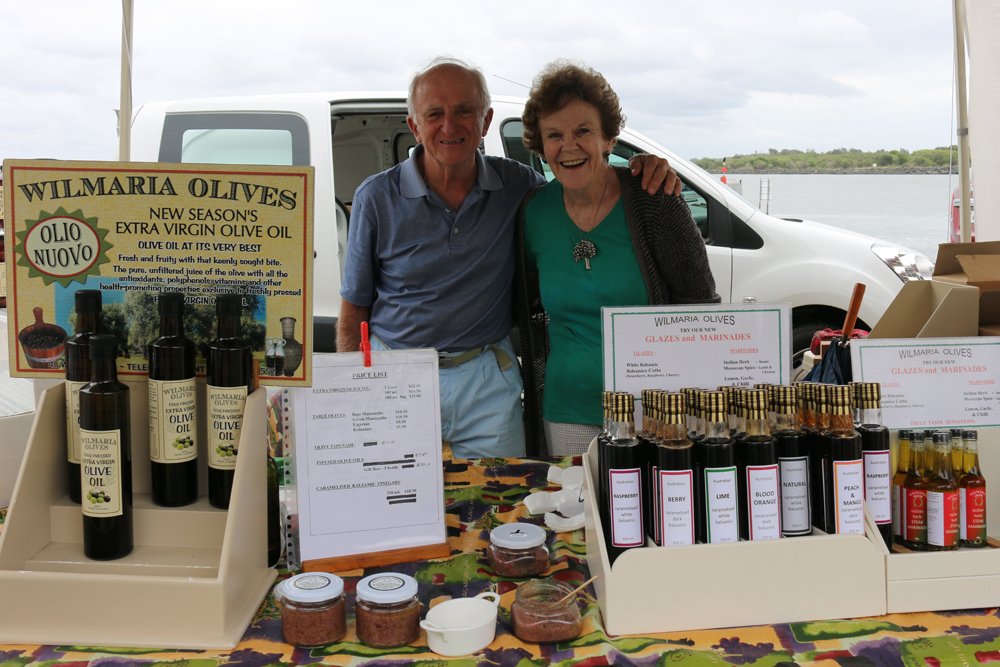 kimhonan's tweet photo. Honey, chilli, beer, olives. #localfood #locavore #portmacquarie #tastingsonhastings #TOH2015 @BlackDuckBrewer https://t.co/TWwa1wmInl