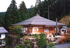 MavisShade's tweet photo. 恵光院
霊峰高野山。静かな宿坊でのひとときが心を癒します。
https://t.co/S2kd6G7zlU https://t.co/ehOFv75laS
