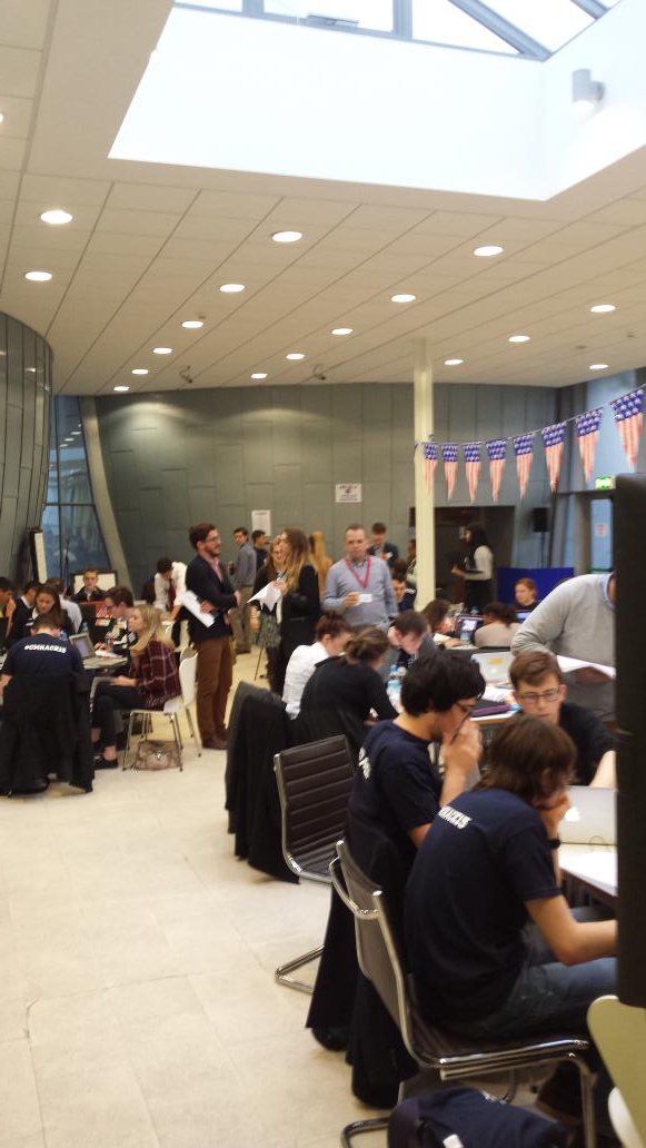 karenfitz15's tweet photo. Last minute preperation for pitches!! #headstart #cmhack15 #volunpeer #dcuryanacademy https://t.co/03vLoSxIoA