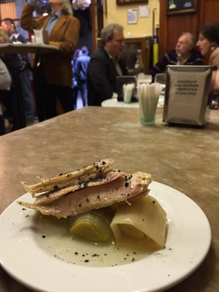 BaresAutenticos's tweet photo. Cosas ricas de @ElXampanyet , si te dejan los guiris. https://t.co/T3ef2U313x