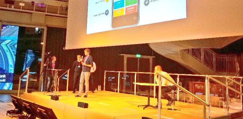 UniCreditEurope's tweet photo. UniLoans ad #Appathon2015: The social lending guaranteed https://t.co/mUjtJ0UdkG