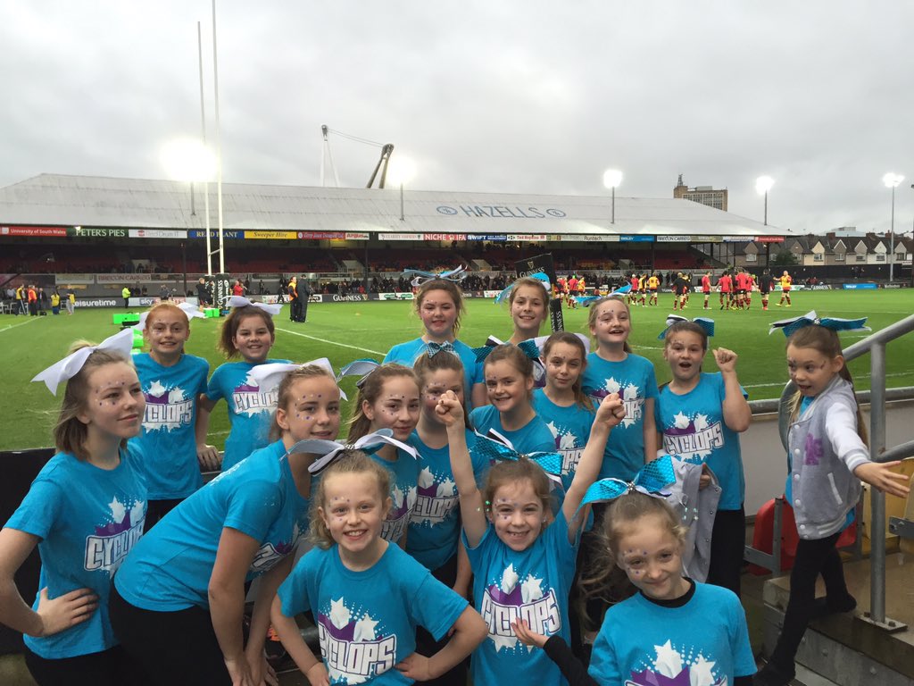 DefyingGA's tweet photo. Getting ready to cheer for the dragons!!! #cyclops #cheer #DGA @dragonsrugby https://t.co/dCCmANy7NE