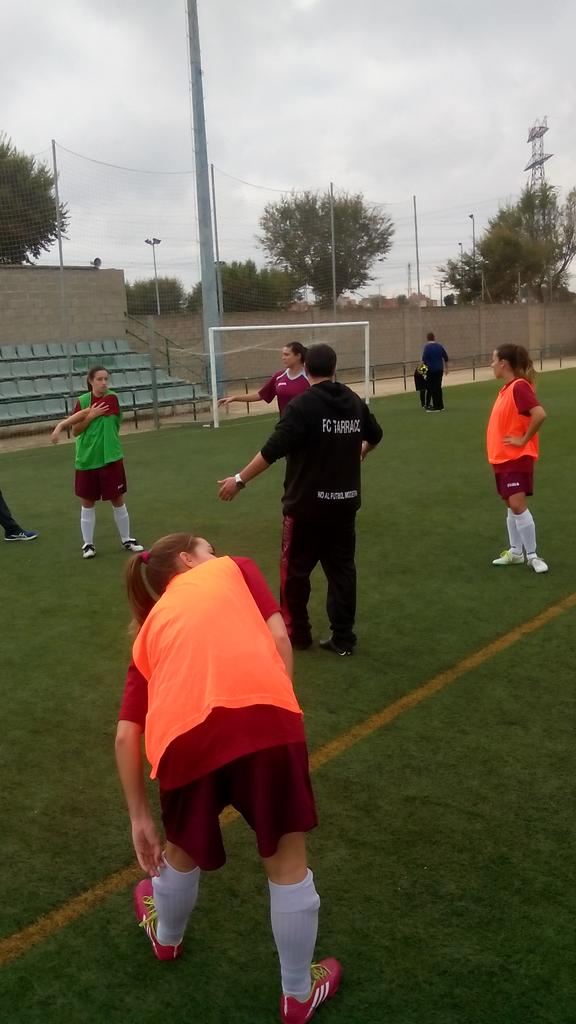 FCTarraco's tweet photo. En 10 minuts @FCTarraco - @RCFBonavista  . #futfem #SentElTarraco https://t.co/vGLNNdNegF