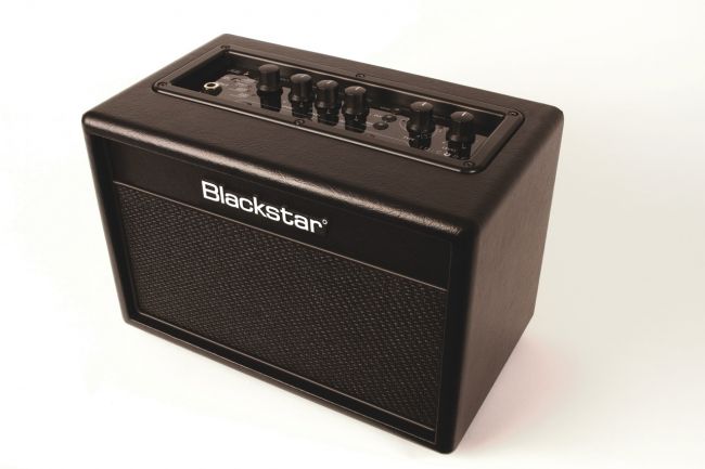kitharra_guitar's tweet photo. #Blackstar ID Core BEAM punya 4 fitur effect: Delay, Reverb, Modulation, Distortion &amp; 1 bank untuk save setting efek https://t.co/dmgpXzmNwe
