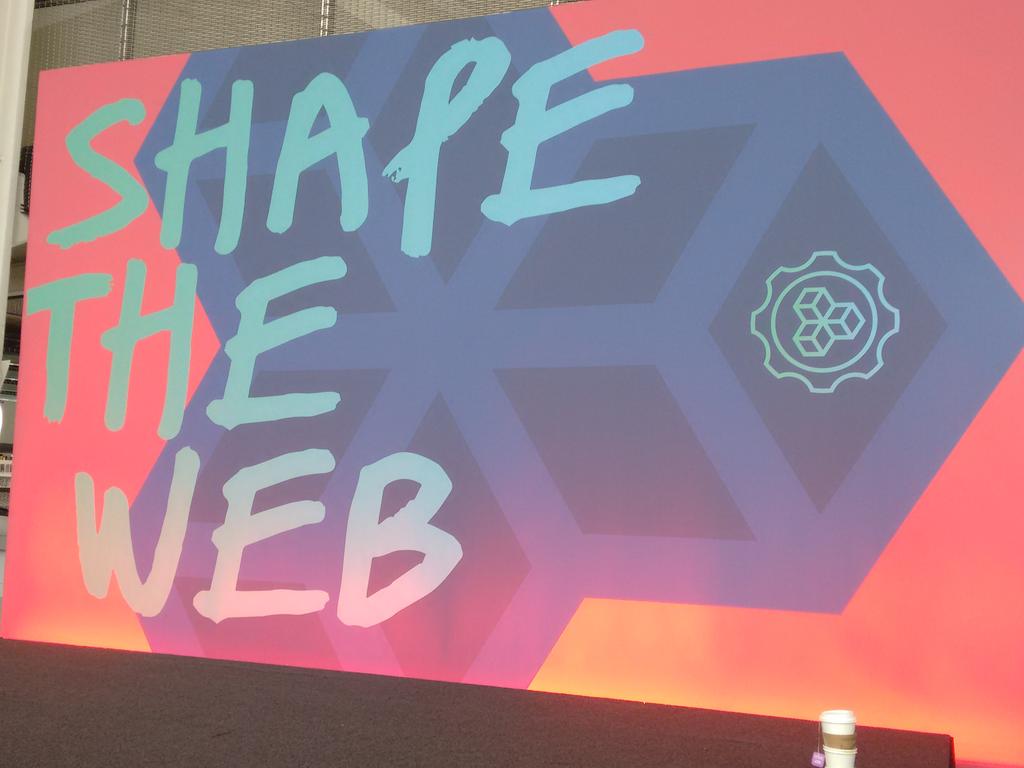 umesh_agarwal1's tweet photo. Let's #ShapeTheWeb @mozilla #mozfest2015 cc @thornet @msurman https://t.co/aeDrX42LKf