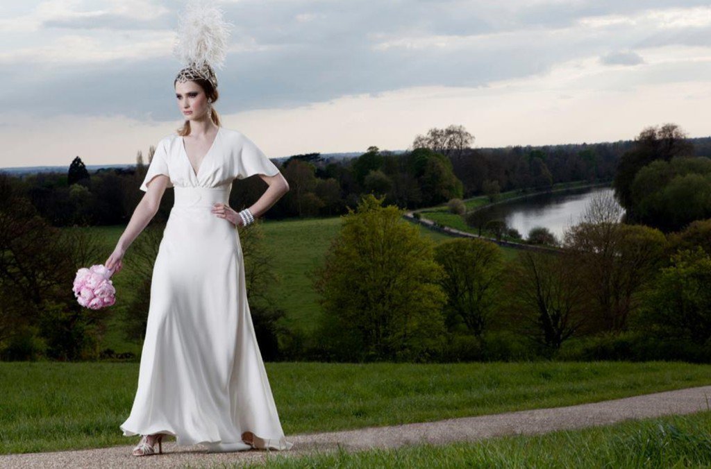 BridalCreatives's tweet photo. Loved working on this stunning shoot set in beautiful Richmond Park #makeupartist #bridaldesigner  #photoshoot https://t.co/Bz5eFfAxzW