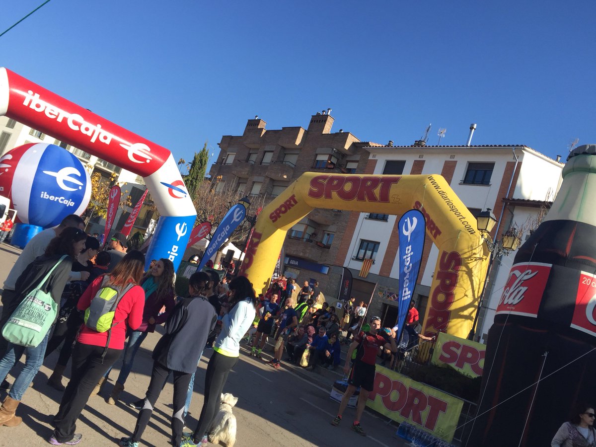 cabreresMM's tweet photo. Molt ambient en aquests moments al #village de la #cabrerèsmm #cmm15 https://t.co/jIQvaFhTP8