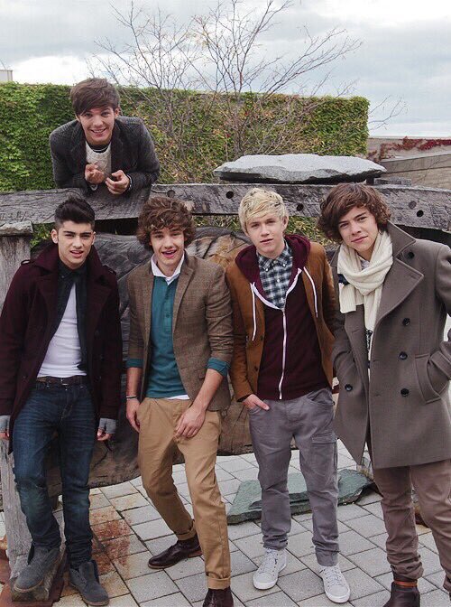 JPDir_Szn's tweet photo. gotta be you MV公開から4年🎉
当時の彼らの年齢考えたら死にそ
近すぎる
#AMAs1D 
#voteondirection https://t.co/04ptfPx9eM