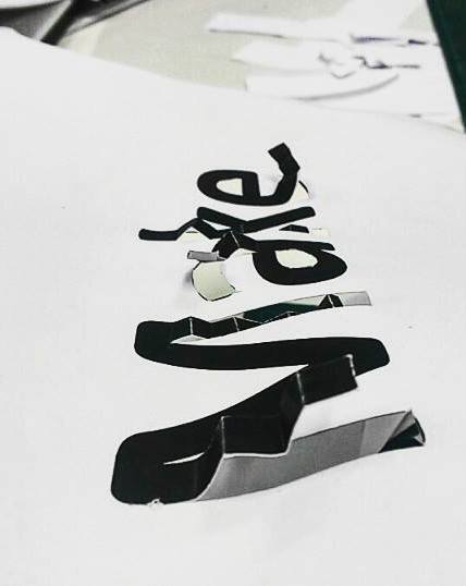 CourtsGraphics's tweet image. experimental type #typography