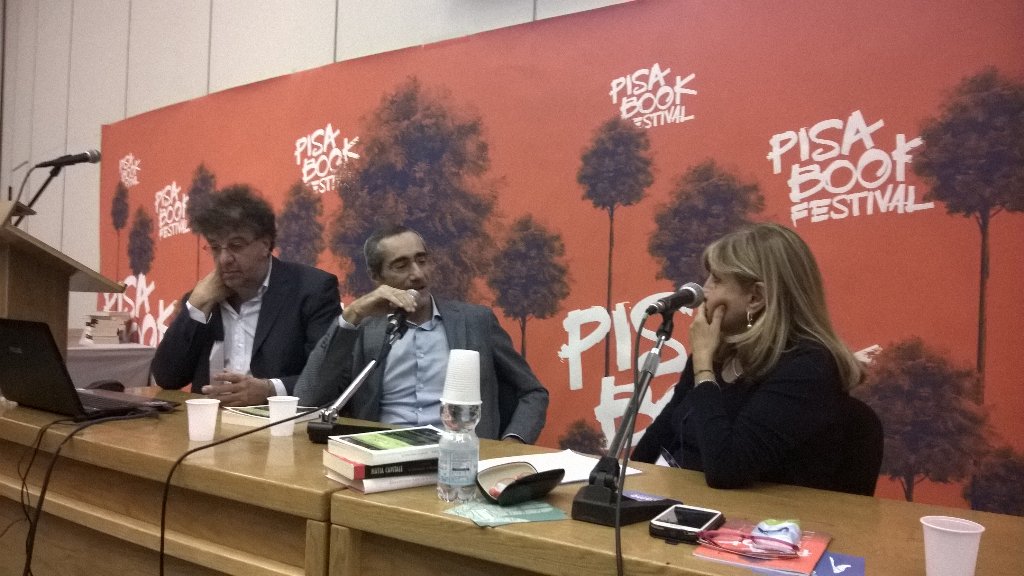 tramefestival's tweet photo. @gaetanosava @roberto_paolo  #ilcasononéchiuso @CastelvecchiEd @pisabookfest inchieste #lamafiaraccontatainunlibro https://t.co/tL6U0pAyLs