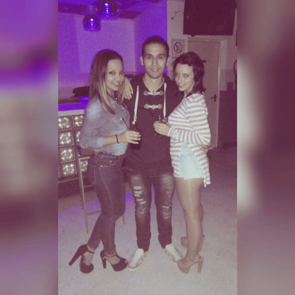Meelody17's tweet photo. Noche diez, con personas diez. 👑 https://t.co/hiIUQt81hA