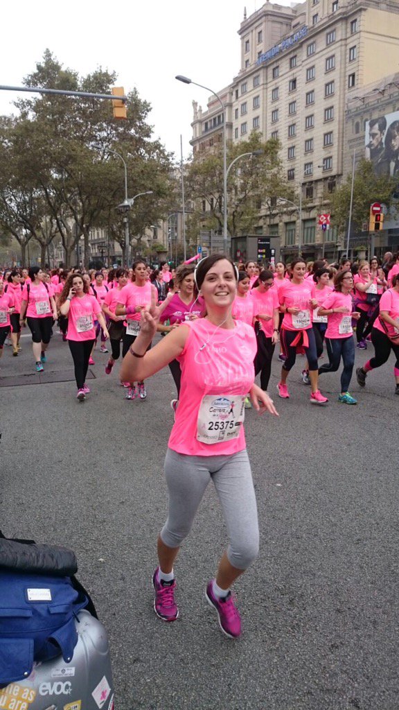 ElenaHidalgo's tweet photo. Primera correra 8k, superada #carreradona #vaporvosotras #eresfuerzaBCN https://t.co/E3hbr5X951