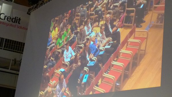 Claudio_Zucca's tweet photo. I giurati di #Appathon2015 scaldano i tablet per esprimere i loro voti durante i pitch... https://t.co/CAWZ71EoSw https://t.co/q7rEHx0yHi