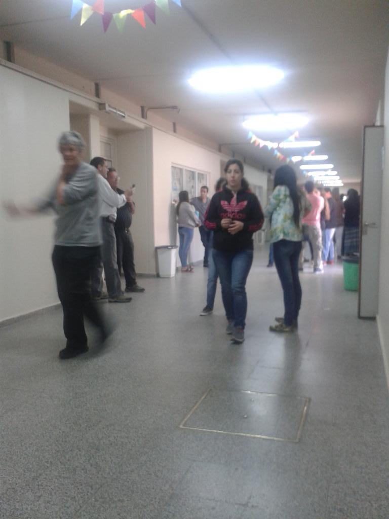 Javier23m's tweet photo. @lmcordoba comienzo de comicios en la localidad de luque https://t.co/jLliX7Zf5T