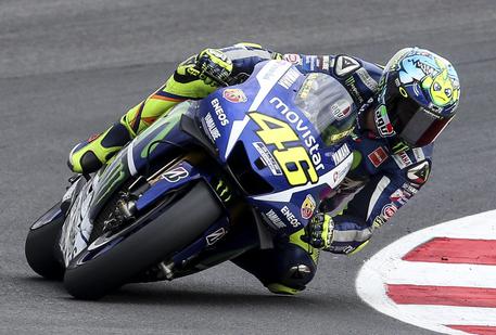 CONI (@coninews) on Twitter photo Si può fare!
RT tutti insieme per una super-rimonta di <a href="/ValeYellow46/">Valentino Rossi</a>!
#MotoGPValencia #siamotutticonte Si può fare!
RT tutti insieme per una super-rimonta di <a href="/ValeYellow46/">Valentino Rossi</a>!
#MotoGPValencia #siamotutticonte
