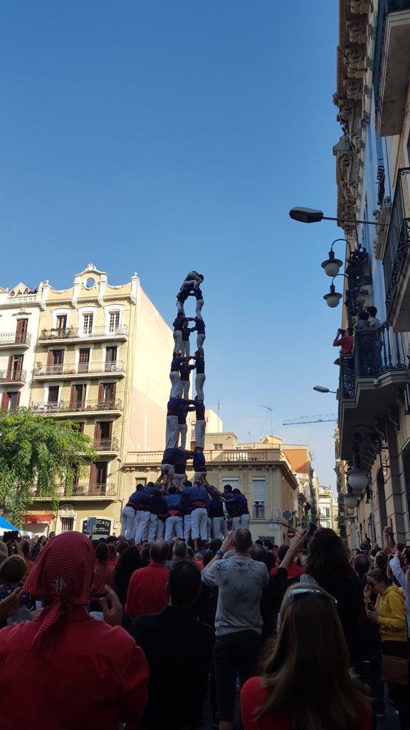 eloibadia's tweet photo. .@cvg_cat descarrega el 3d9f, la #DiadaCVG promet! #CollaoRes https://t.co/qy225PgeDT