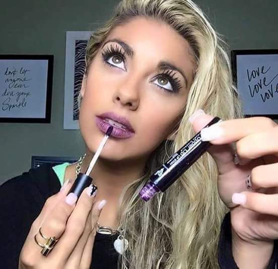 liddlee's tweet image. Lip stains are in this month if u want to know more massage me the lip stains are amazing smudge prof spill prof