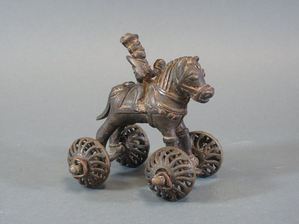 OlympiaAuctions's tweet photo. Hop on yr horse & visit #ArthurMillner til 4pm today. Opening again Mon - Wed11th Nov #Indian, #Islamic, #Himalayan https://t.co/0KbARceNXZ