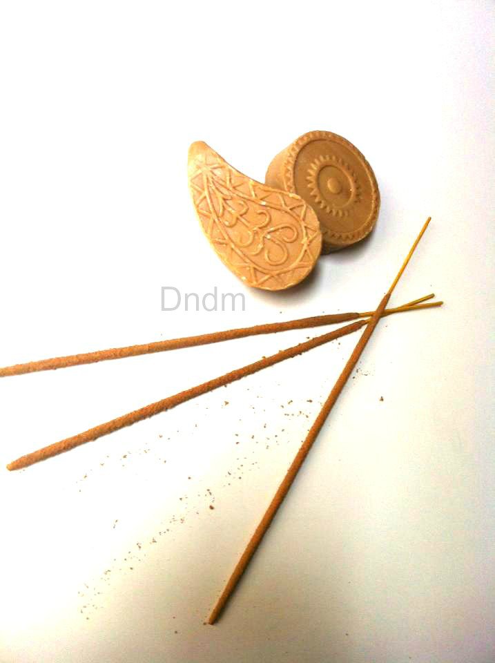 TeamDNDM's tweet photo. Savons d'alep à l'encens, idéal pour faire plaisir (30gr) à petits prix 1.65 €
https://t.co/Ghpe0OcrVr
#savonalep https://t.co/ExG50dLf7P