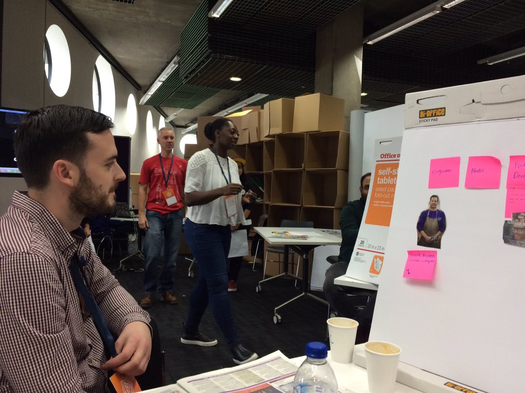 endureco's tweet photo. Making critical survival choices #workingdead #MozFes2015 https://t.co/WRKUJ9zO3e