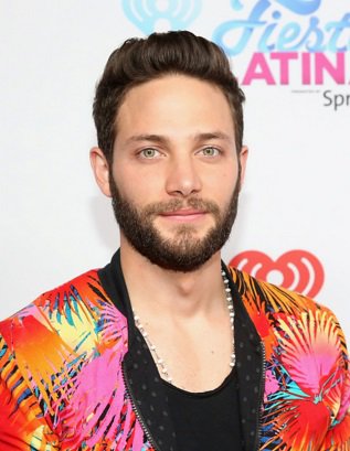 TLMDFansBG's tweet photo. Con barba porque los #Coronelitos lo eligieron @gabrielcoronel #iHeartFiesta https://t.co/fkbLdiKFwN