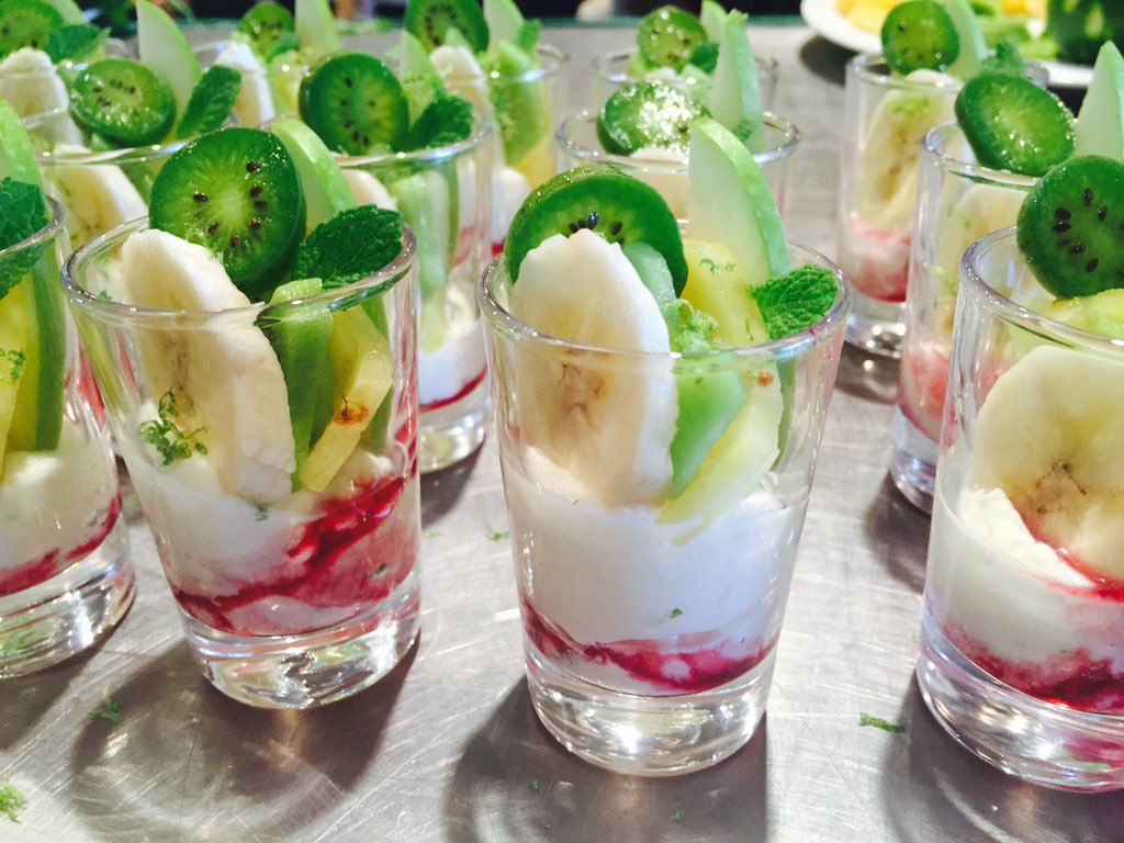 claireverneil's tweet photo. Joue la comme Bourvil!
#cookingshow #fruits #healthy #hibiscus #kiwais #microfruits https://t.co/WpkCJRo4pU