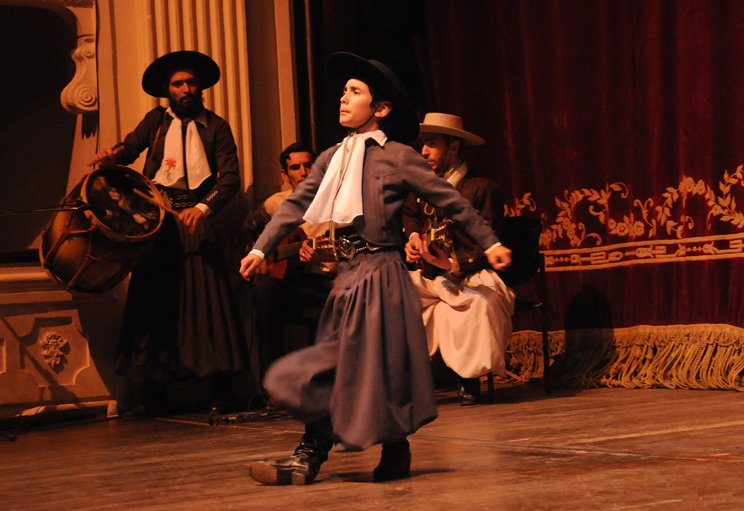 #MesAniversario Anoche se presentaron Los Trovadores de Cuyo en el <a href="/TeIndependencia/">Teatro Independencia</a> ! <a href="/MarizulMza/">Marizul Ibañez</a>