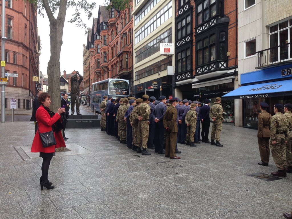 @NottsHigh @nhsccf excellent representation at the City's remembrance service and parade by our CCF this morning