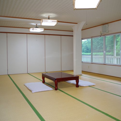 qijevapuzip's tweet photo. 花丘センター
合宿、ビジネス大歓迎！リーズナブルな価格設定！湖や緑に囲まれたほっこりと落ち着く木造の家庭的な宿。
https://t.co/wkOwcaUyfr https://t.co/QQsH6s0Hd3