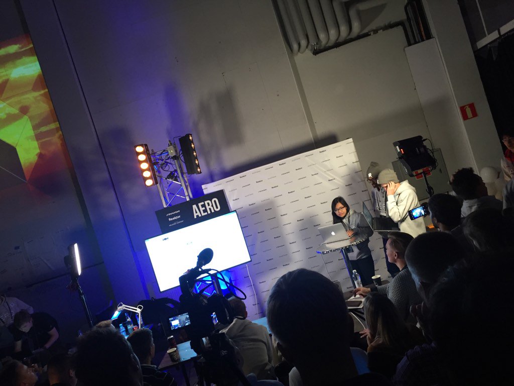 SampoKoskinen's tweet photo. #Junction15 #Slush15 Hackathon demos #jcdecaux https://t.co/1YNnalcaXg