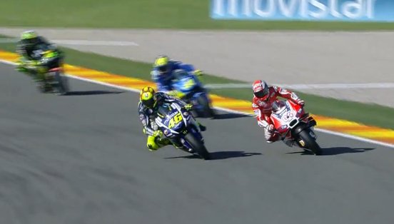 crash_motogp's tweet photo. Rossi claims 4th from Dovizioso, 3rd place Pedrosa 11sec ahead #ValenciaGP #MotoGP race https://t.co/blPCXBVIyA