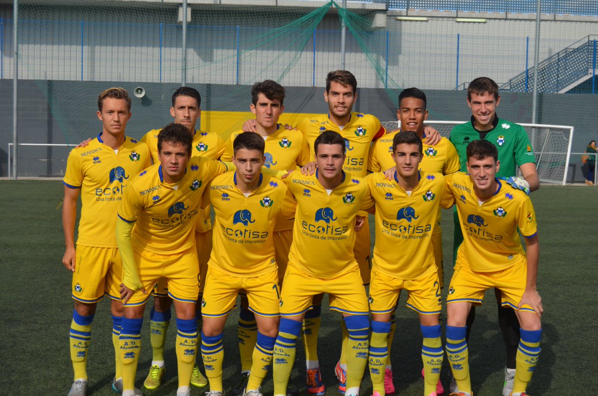 AD_Alcorcon's tweet photo. ALCORCÓN B| A partir de las 16:00 h os contamos todo lo que suceda en el Rayo B-Alcor B. Gran partido a la vista! https://t.co/wtyrfBvqnJ