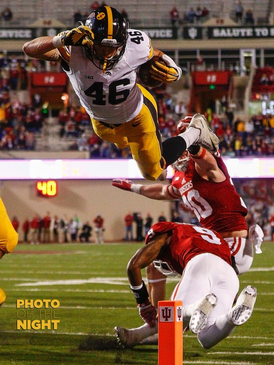 SportsCenter's tweet photo. Iowa scores touchdowns with style. #PhotoOfTheNight https://t.co/FByJDEbmVw