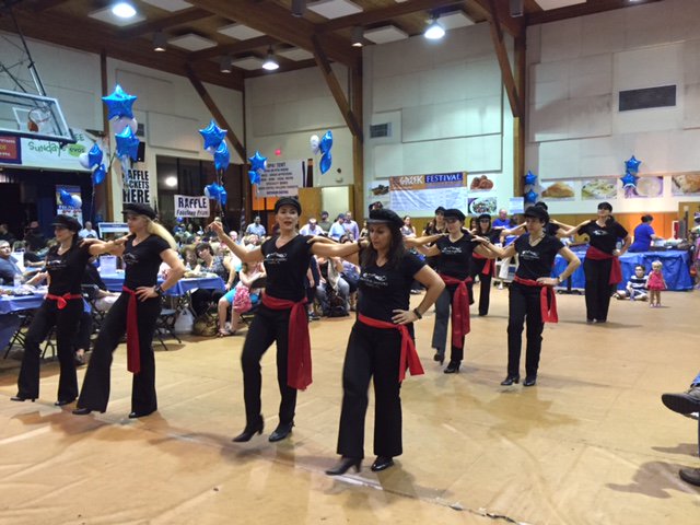 TPAGreekFest's tweet photo. These #girls the definitely cut-a-rug! Catch them performing today @ 2pm! #Greek #girlpower #dancing #Tampa https://t.co/47tjj2EUXo
