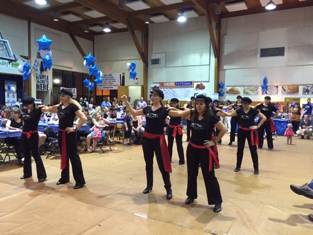 TPAGreekFest's tweet photo. These #girls the definitely cut-a-rug! Catch them performing today @ 2pm! #Greek #girlpower #dancing #Tampa https://t.co/47tjj2EUXo