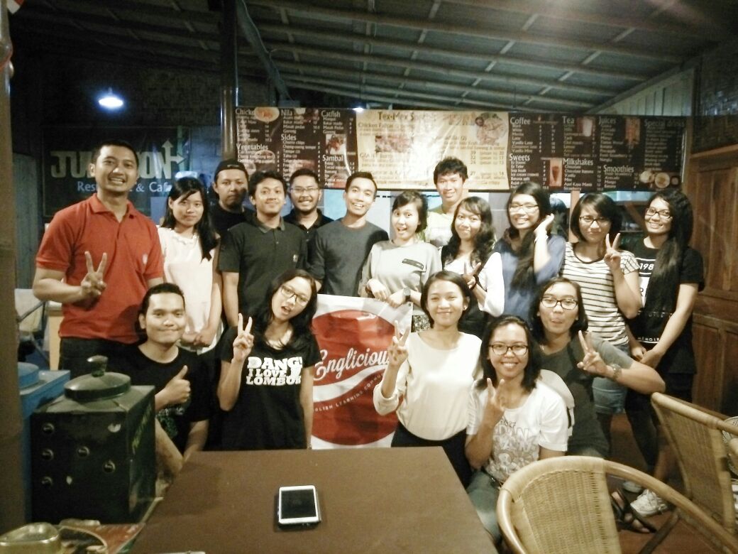 Englicious_Jgj's tweet photo. This is it.. Finally we can wrap up that WE ARE HEROES..!!!!
#EngliciousChatime17 
@JunctionJogja https://t.co/Vx7pIFLYaD