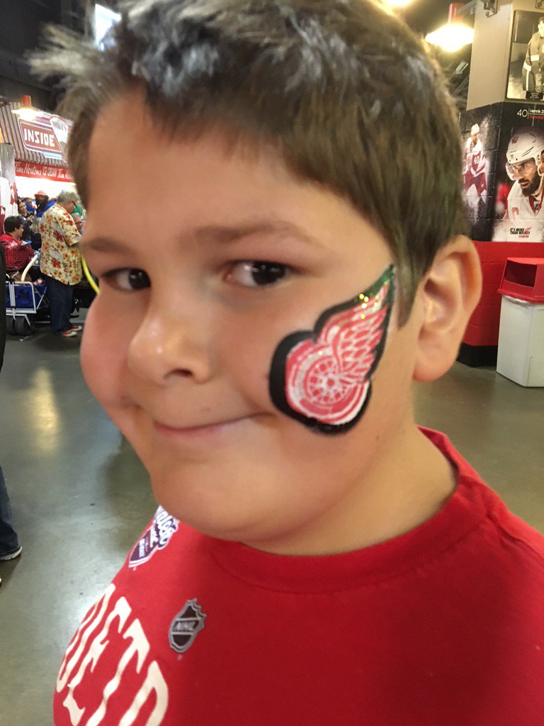 speechpath96's tweet image. #AtTheJoe. Go Wings!!!