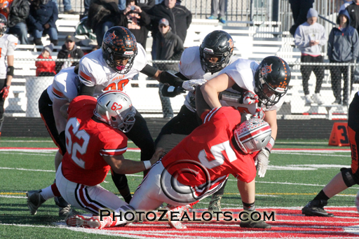 PhotoZealots's tweet photo. "Double Pancake"

with @dekalb_football's @WillisBrei &amp; James Robinson clearing the way. Barbs 38, Deerfield 27. https://t.co/SaycijSeDq