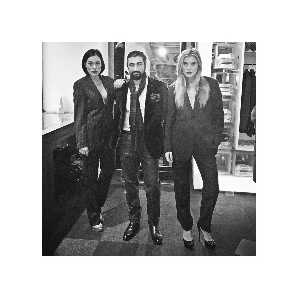 kaceychristo's tweet photo. #savilerow #menswear #fashion #designer #markmarengo 👔💼 #model #actress #singer #suite #shoot #business #bts https://t.co/GQMF9AxmFt