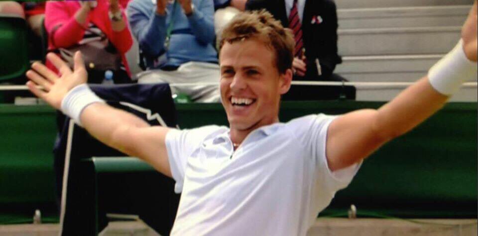 FredericFontang's tweet photo. Another great season came to the end thanks to @VasekPospisil and his team @AndresVialOpazo for all great emotions https://t.co/0dsHqTU0tt