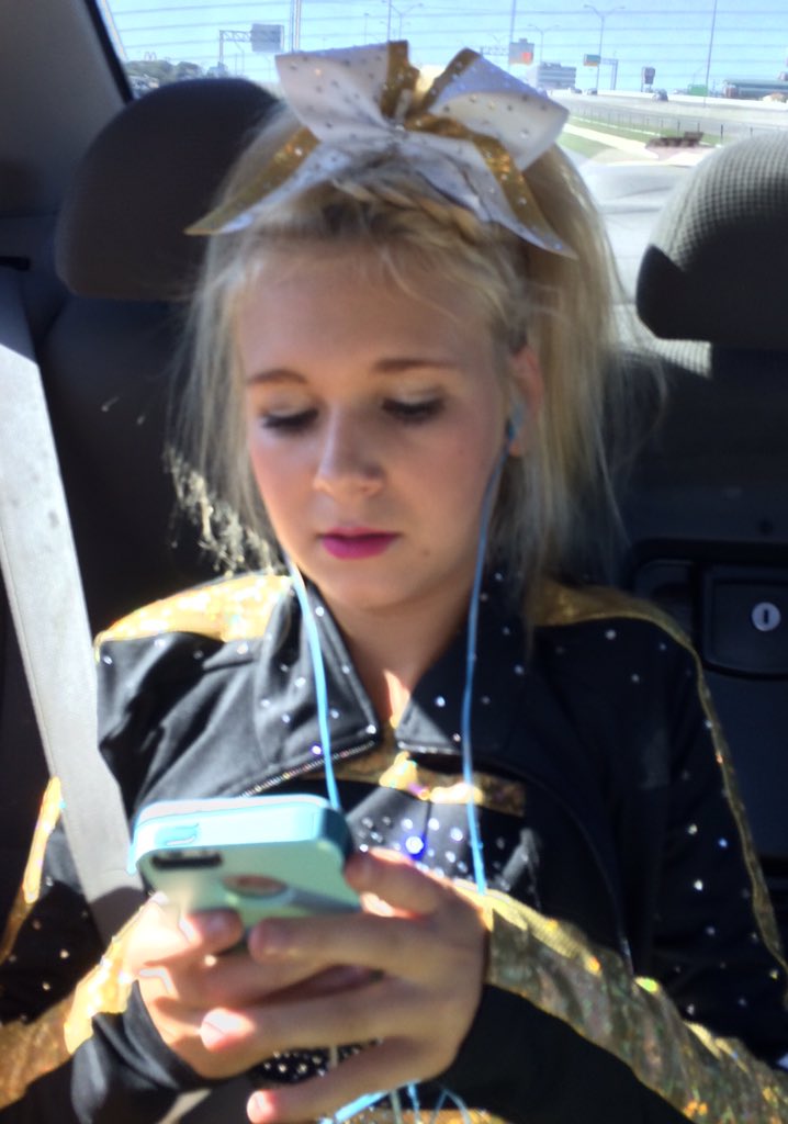 Dawn_Marie19's tweet photo. @xo_karsynfaith won't even talk to me! Headphones in running through her routine #goldrush #CCACompKickOff #ccaember https://t.co/6e7wDM6uLS