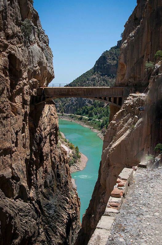 CostaDelSolMaga's tweet photo. 1000 reason´s to visit Costa del Sol. Caminito del Rey https://t.co/zQuzHmnvhk https://t.co/DWVlJin0CT