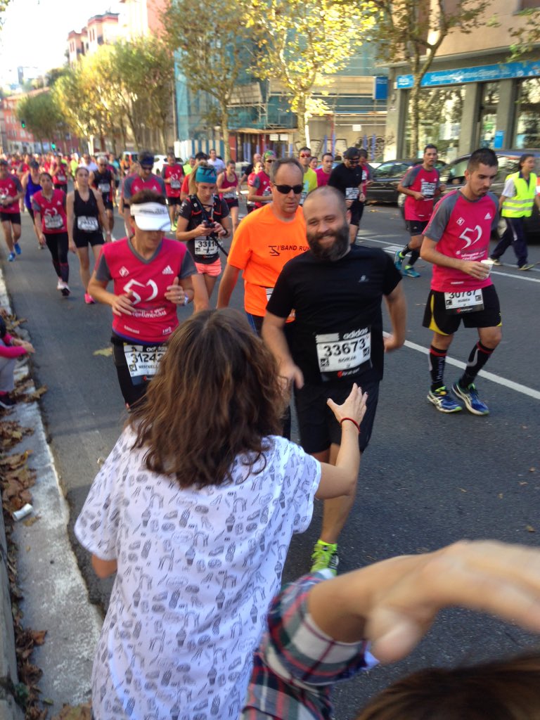 patataescabecha's tweet photo. Mi campeón @the_spacemonkey. Muy orgullosa de ti, txapeldun. #BehobiaSanSebastian #BEHOBIA51 #behobia2015 https://t.co/btPcVVqqe7