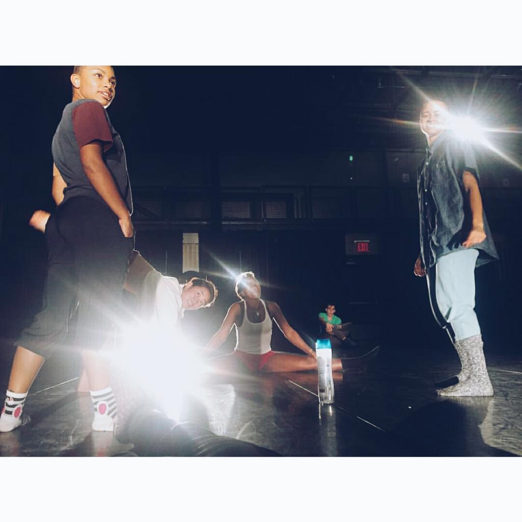 esque_dance tweet picture