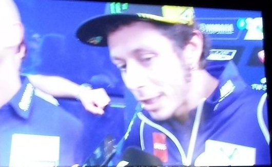 ReinaSonia's tweet photo. #RossiNonGrato
Para ser un campeón hay q saber perder, hablar d invalidar título es d ser un cretino
#MotoGPValencia https://t.co/sLJBKRreIw
