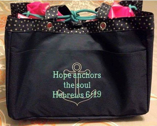 ThirtyOne's tweet photo. What anchors your soul? https://t.co/cYIo9jaBY0 https://t.co/EGEfMj1yuR
