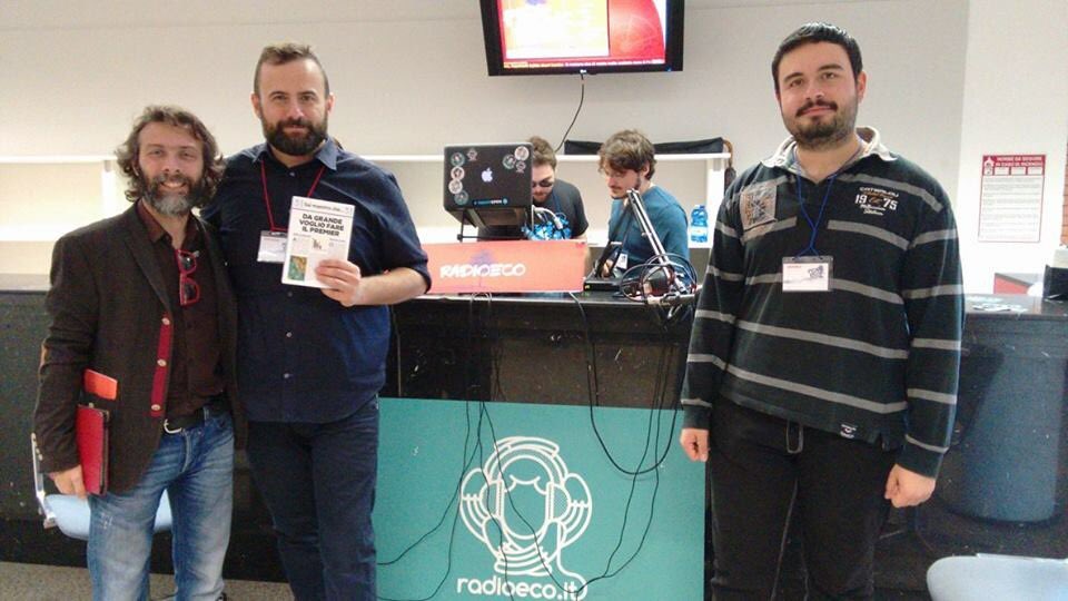 radioeco's tweet photo. Alex Corlazzoli per add editore si microfoni di #Radioeco! #pbf13 @pisabookfest https://t.co/HT3vNFDVMS