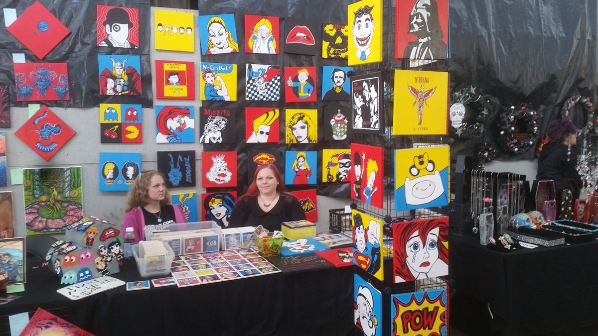 JerseyJenem's tweet photo. #jerseyjenempopart all set up at #trentonpunkrockfleamarket https://t.co/u3wjvMZcXl