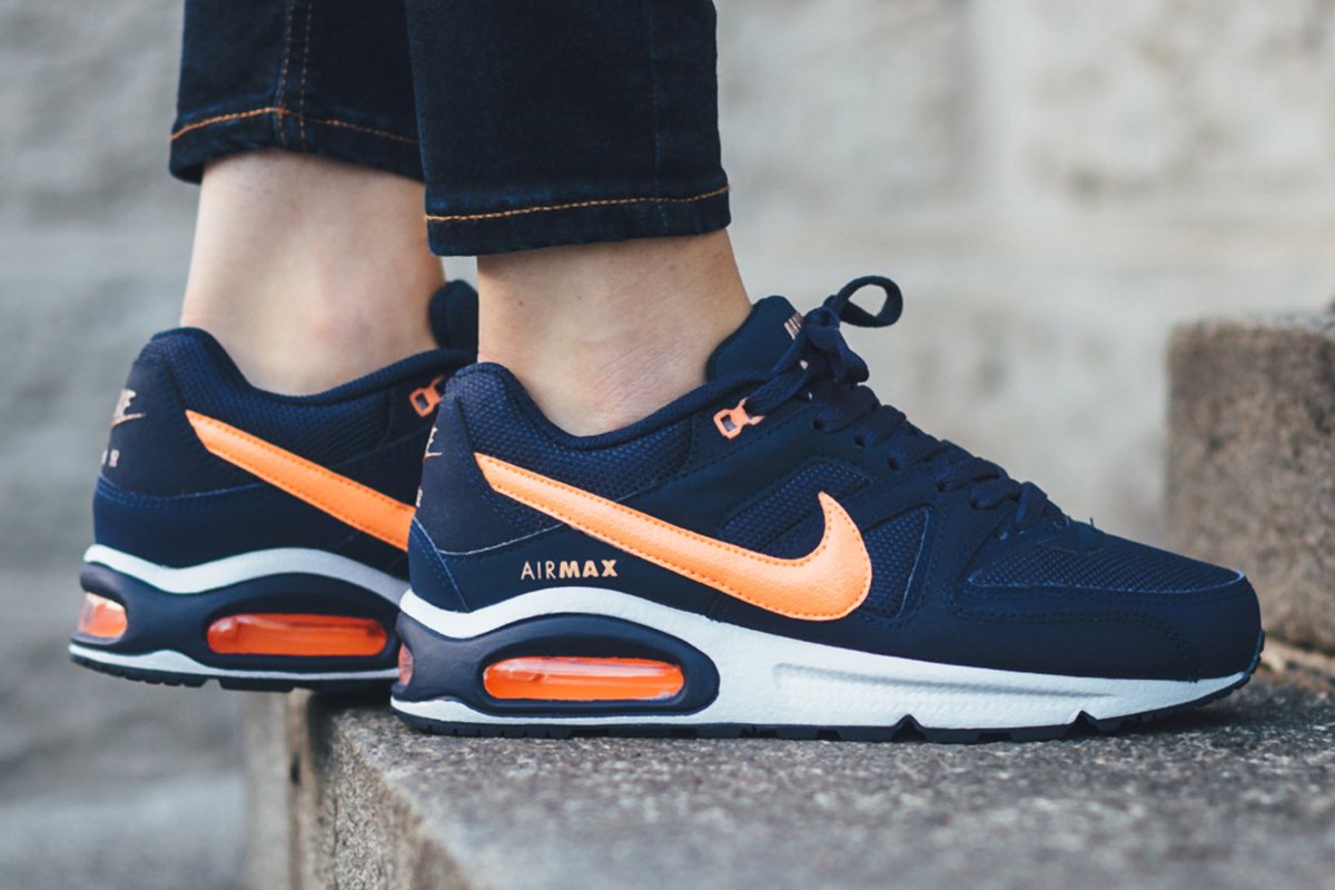 air max command navy